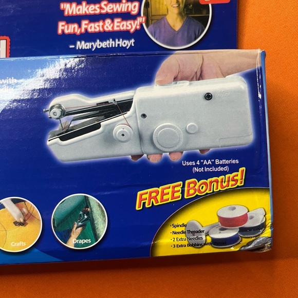 Handheld Sewing Machine - White - Picture 4 of 13